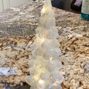 LED snow tipped tree - new